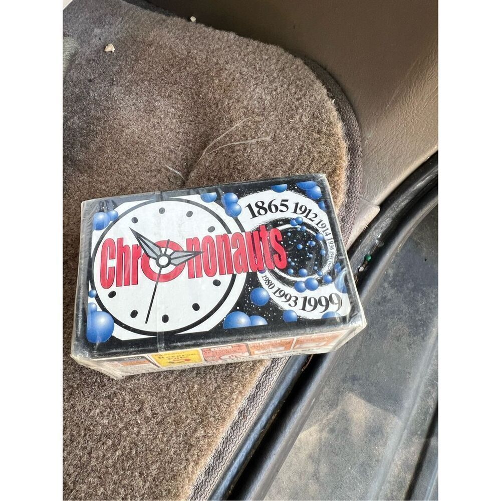 Chrononauts, Time Machine in a Box Card Game by Looney Labs 2002, sealed